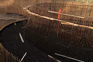 怒江砼烟囱新建施工现场